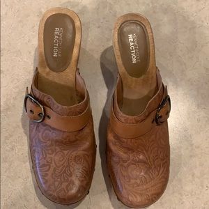 Kenneth Cole Reaction Clogs